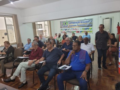 Presidente e vice da FETAPERGS participam de reunião de planejamento de ações para o movimento nacional das pessoas aposentadas, pensionistas e idosas