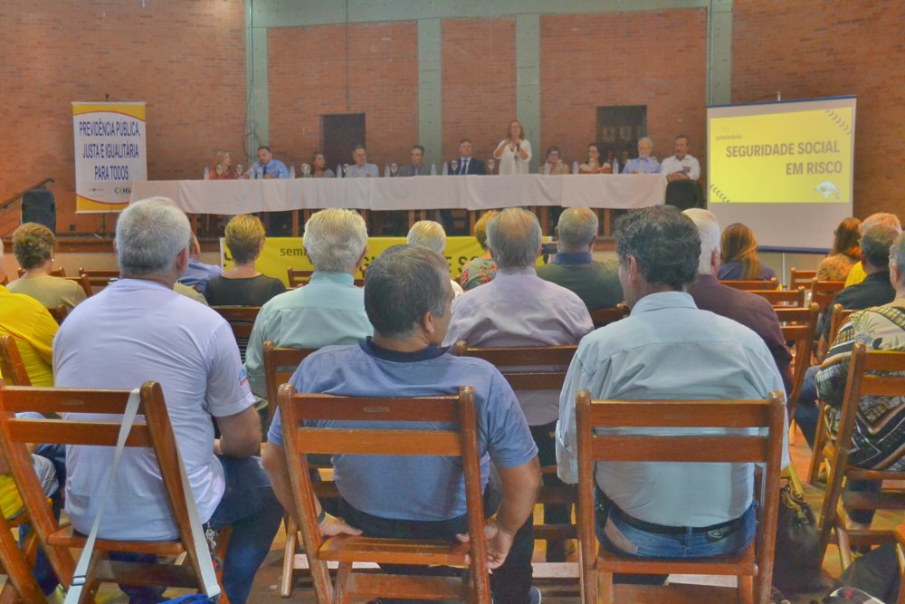 Encontro reúne autoridades para discussão sobre a Reforma da Previdência